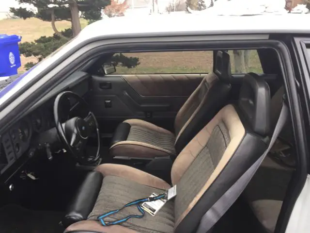 1985 ford mustang notchback 5.0