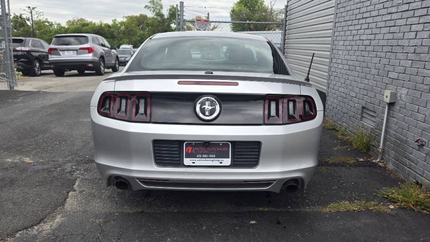 2014 ford mustang v6
