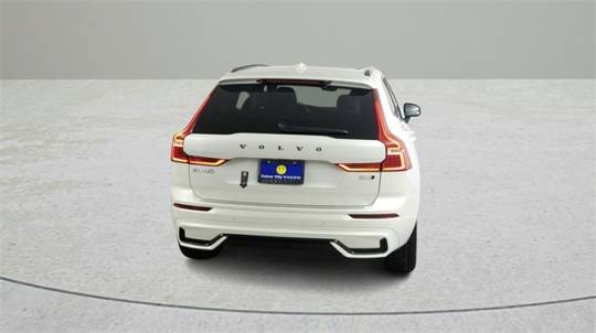 2025 Volvo XC60