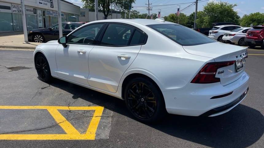 2024 volvo s60 b5 plus black edition