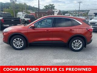 2020 Ford Escape se