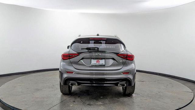 2018 infiniti qx30 essential