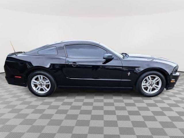 2013 ford mustang v6 in auburn, washington