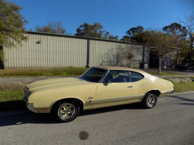 1970 oldsmobile cutlass s coupe very rare color rocket 350 show quality