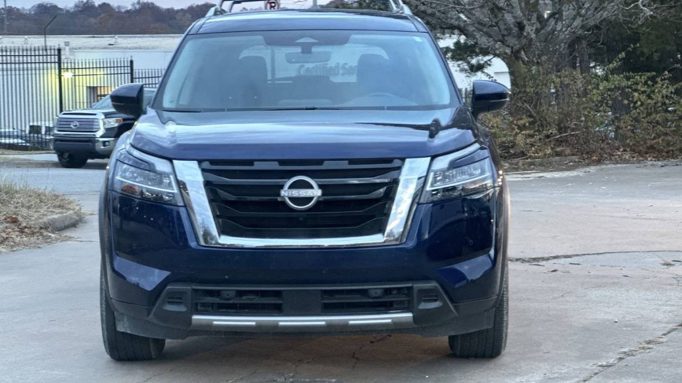 2023 nissan pathfinder sl