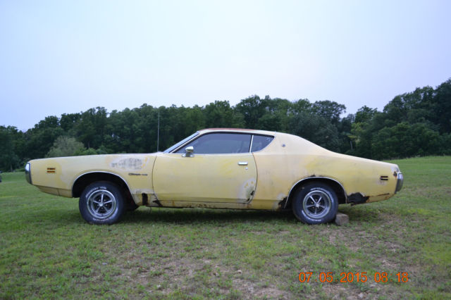 1971 dodge charger se - 4 speed