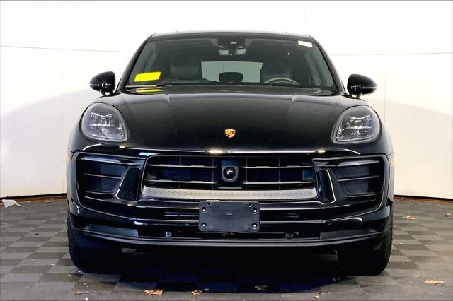 2024 porsche macan base