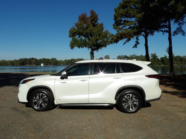 2021 toyota highlander hybrid xle
