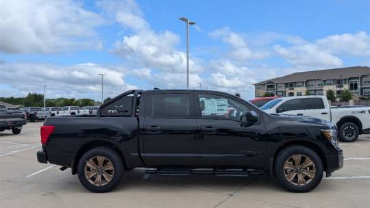 2024 Nissan Titan