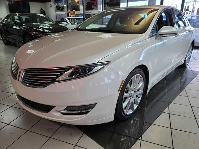 2015 lincoln mkz base