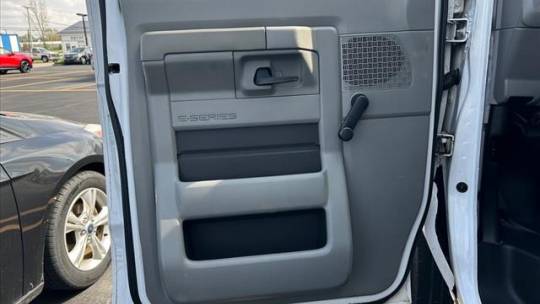 2014 Ford Econoline