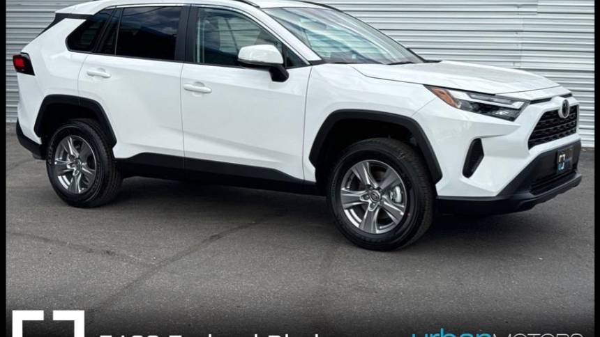 2024 toyota rav4 xle