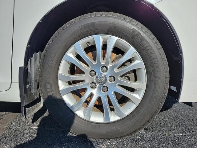 2013 toyota sienna xle