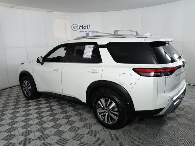 2023 nissan pathfinder sl 4wd