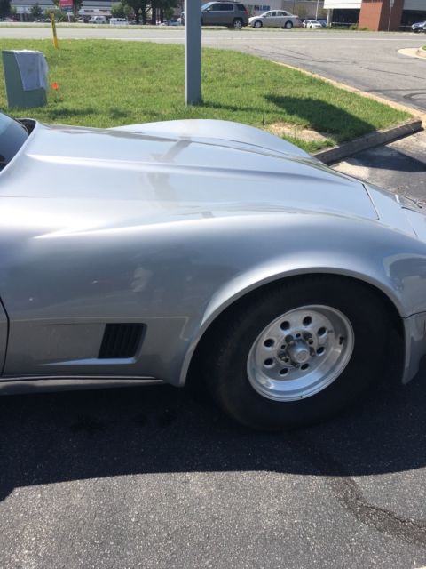 1980 corvette t top. strong running 350