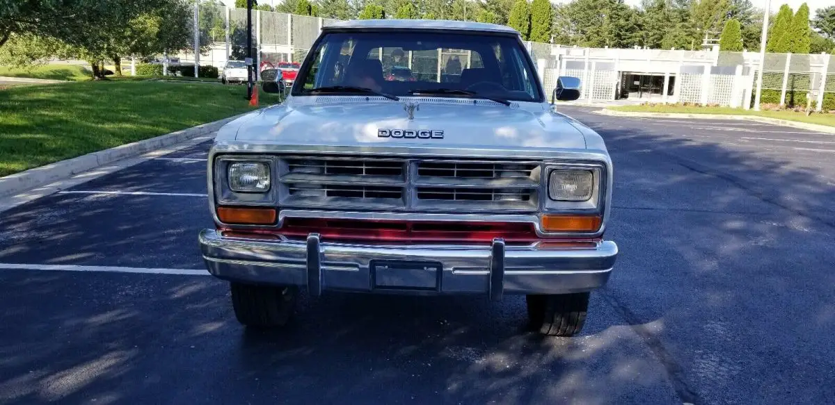 1990 dodge ramcharger suv white 4wd automatic aw-150
