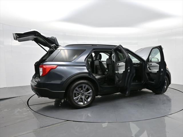 2022 ford explorer xlt