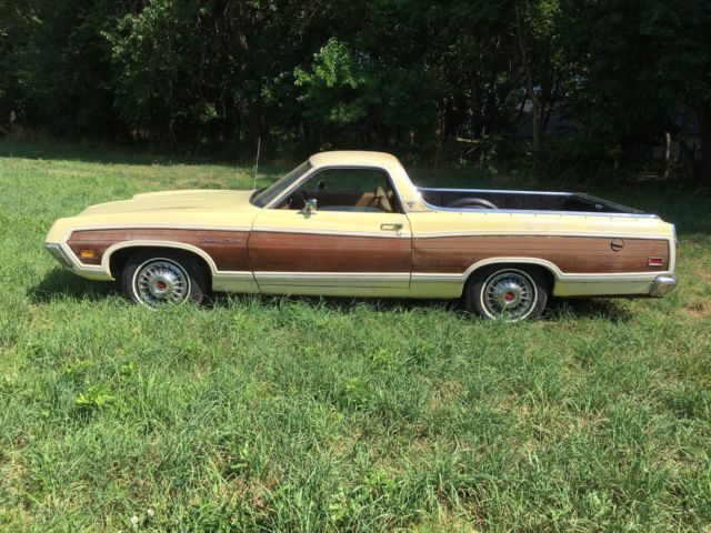 1971 ford ranchero country squire