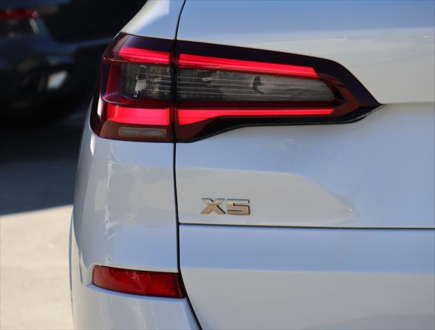 2022 bmw x5 m50i