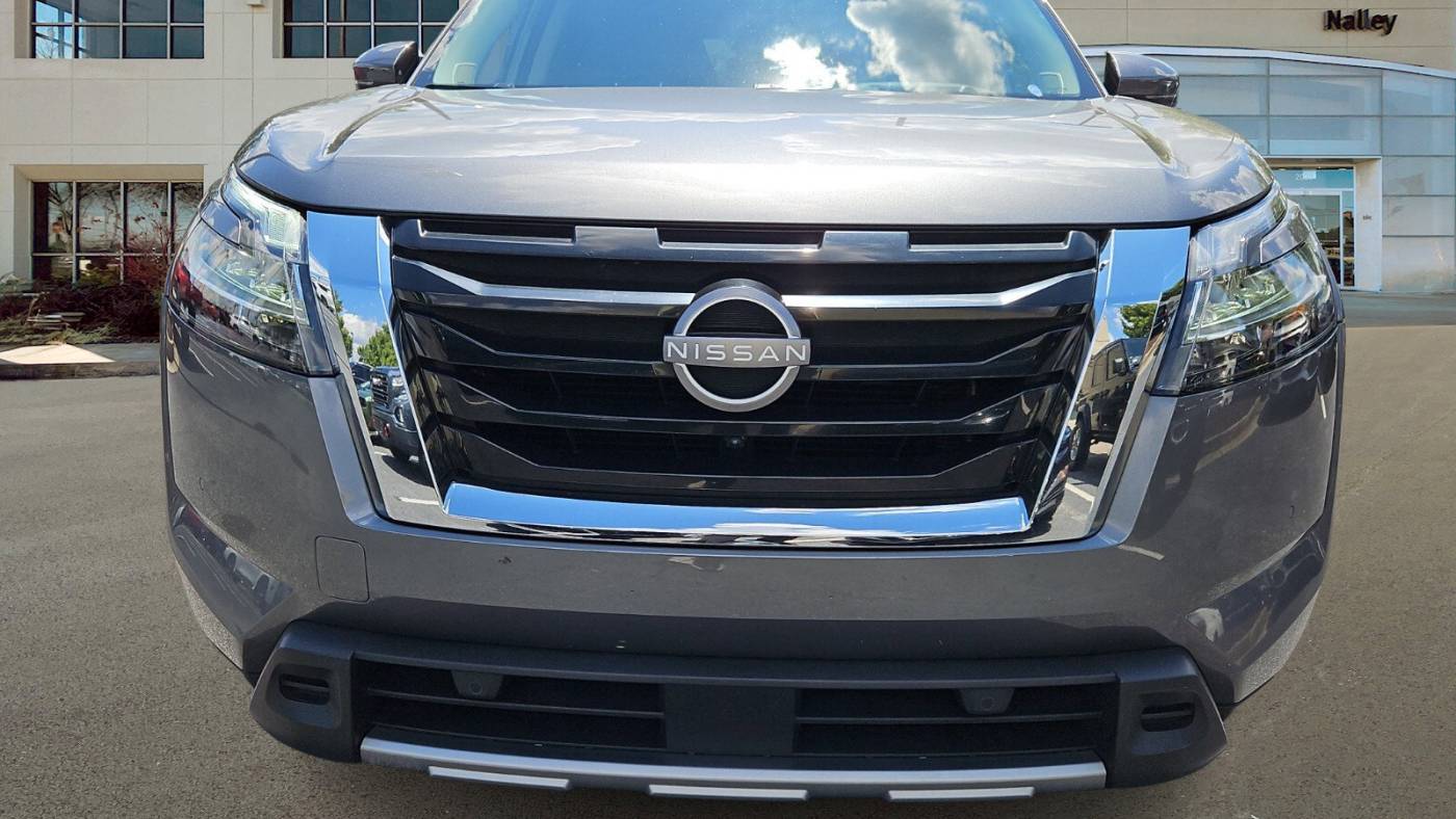 2023 nissan pathfinder platinum