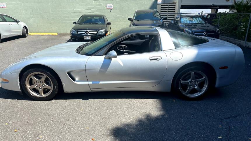 2001 chevrolet corvette base