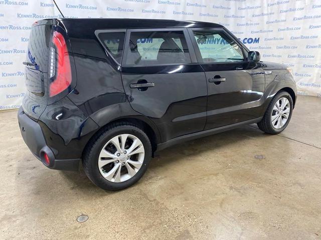 2015 kia soul +