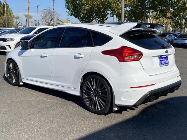 2016 ford focus rs base