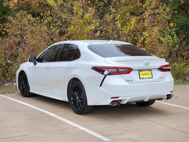 2022 toyota camry xse