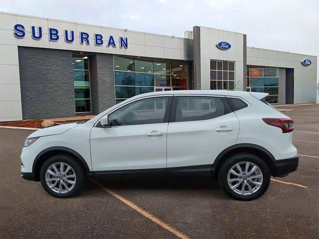 2021 nissan rogue sport s