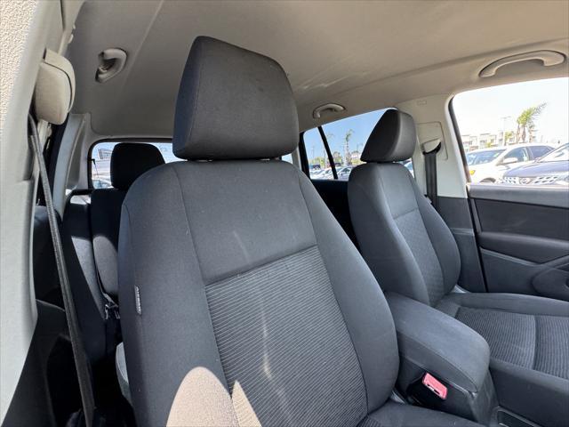 2014 volkswagen tiguan auto s