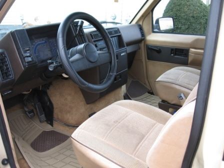 1986 astrovan v8