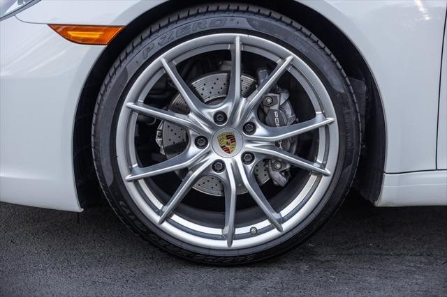 2017 porsche 911 carrera