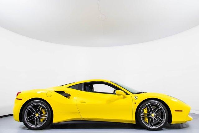 2016 ferrari 488 gtb 2dr cpe