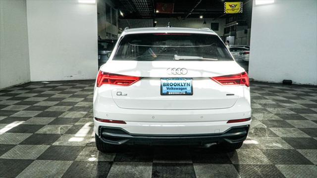 2021 audi q3 45 s line premium