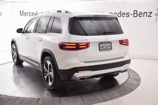 2024 mercedes-benz glb 250