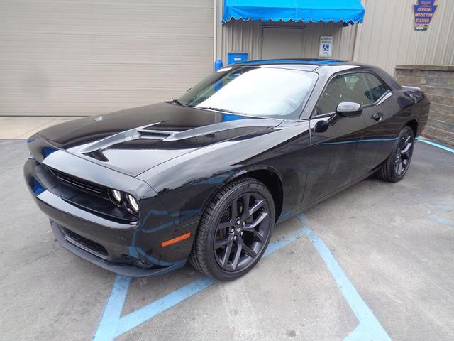 2021 dodge challenger sxt