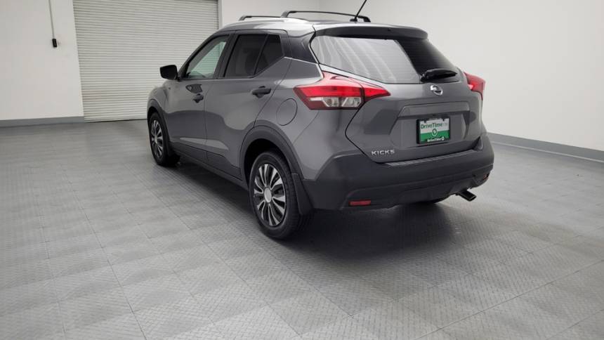 2019 nissan kicks s