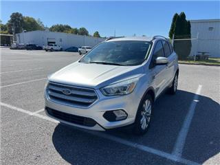 2017 Ford Escape titanium