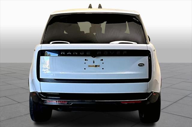 2023 land rover range rover p400 se