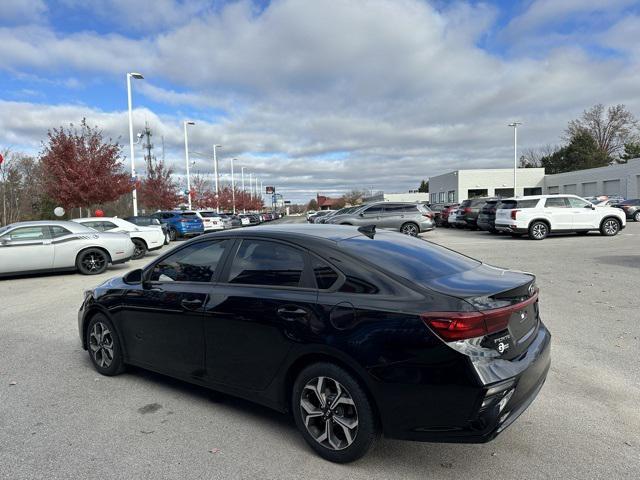 2021 kia forte lxs