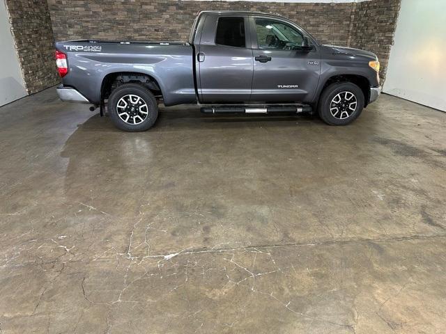 2014 toyota tundra sr5