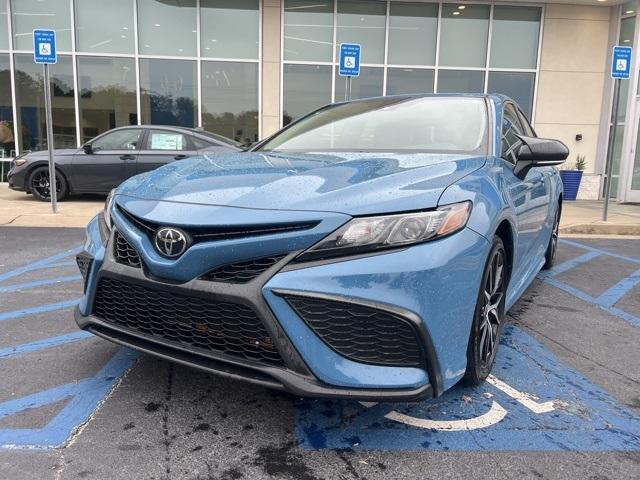 2023 toyota camry se