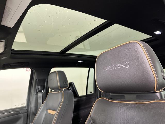 2022 gmc yukon xl 4wd at4
