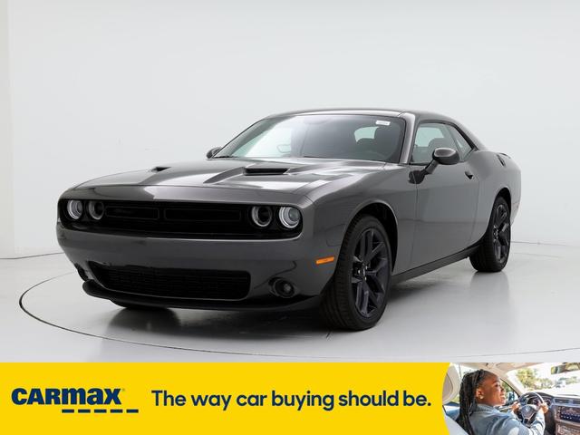 2023 dodge challenger sxt