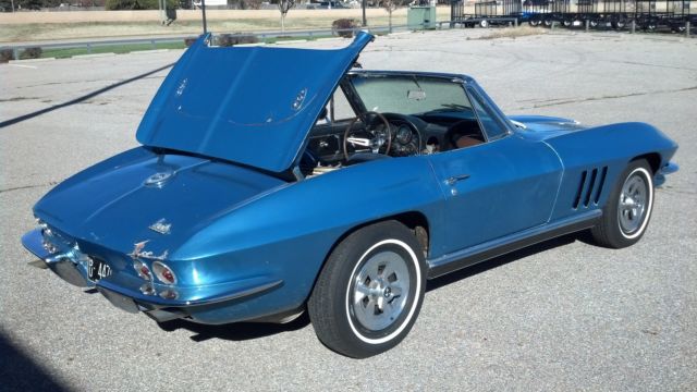 1966 corvette convertible both tops