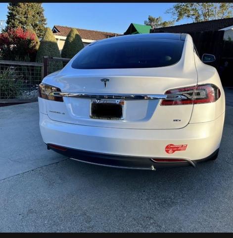 2013 tesla model s base