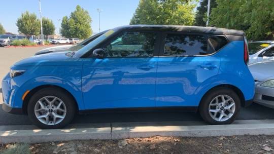 2023 kia soul s