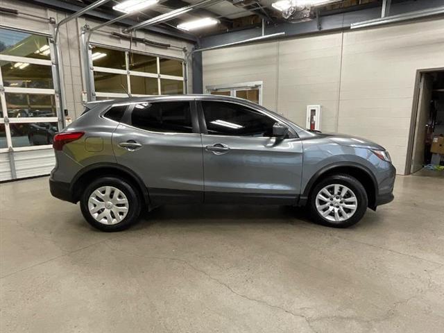 2019 nissan rogue sport s