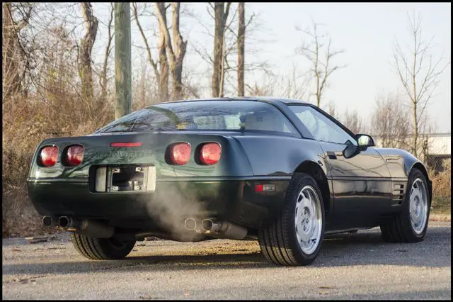 1991 chevrolet corvette only 75,355 miles green w/automatic