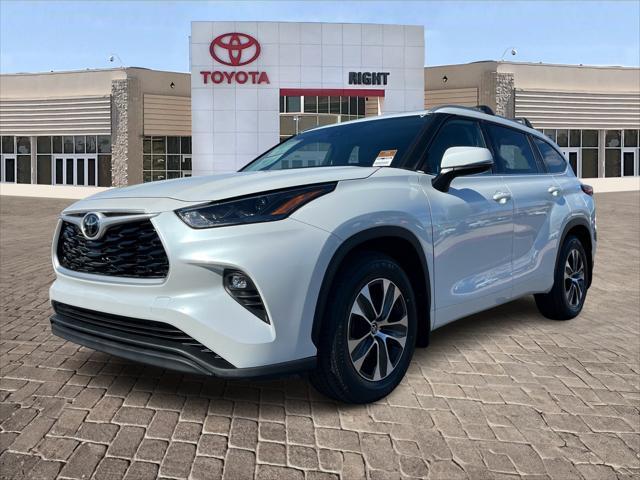 2022 toyota highlander xle